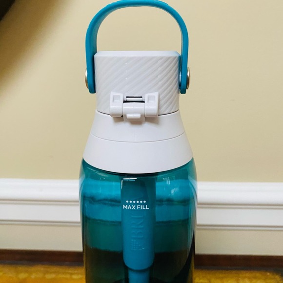 Brita Premium 26 oz Filtering Travel Leakproof Water Bottle w Filter Seaglas NEW - Picture 4 of 6